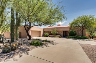 11720 N Via De La Verbenita, Oro Valley, AZ 85737