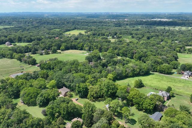 507 Menees Ln, Madison, TN 37115