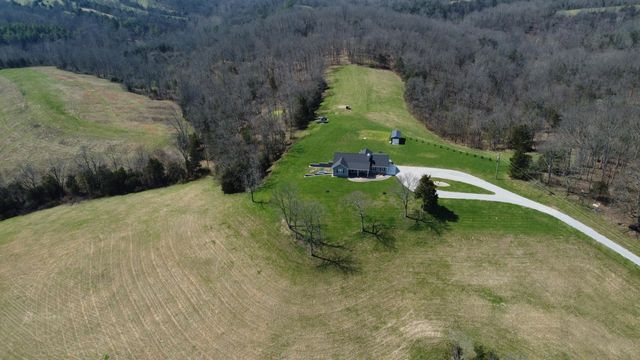 1925 Old Monterey Road, Owenton, KY 40359