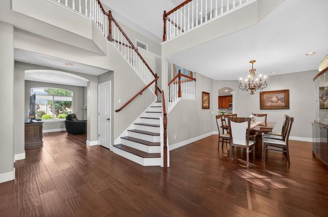 11871 Silver Cliff Way, Gold River, CA 95670