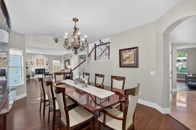 11871 Silver Cliff Way, Gold River, CA 95670