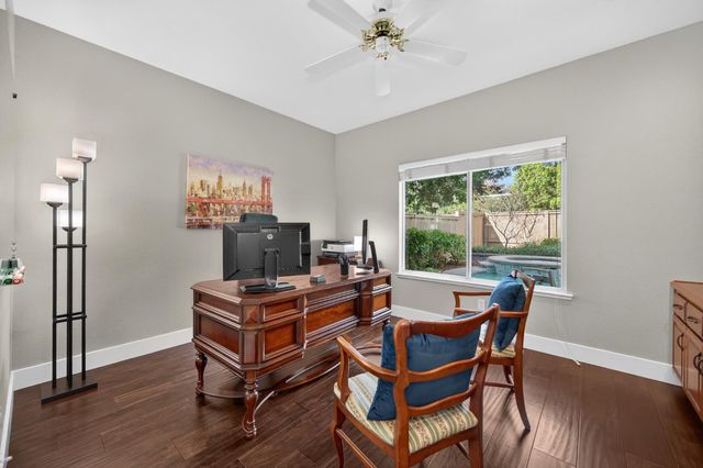 11871 Silver Cliff Way, Gold River, CA 95670