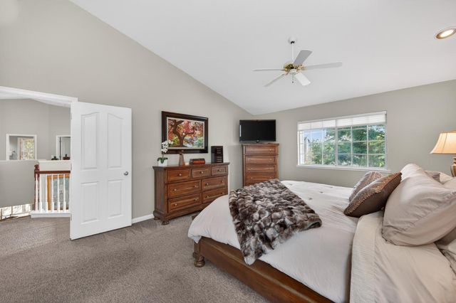 11871 Silver Cliff Way, Gold River, CA 95670