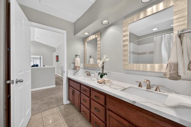 11871 Silver Cliff Way, Gold River, CA 95670