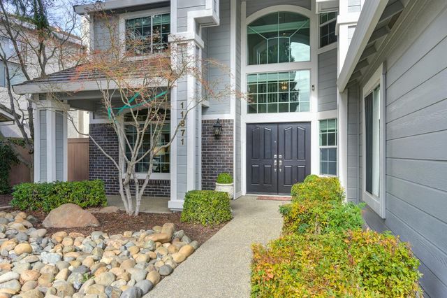 11871 Silver Cliff Way, Gold River, CA 95670