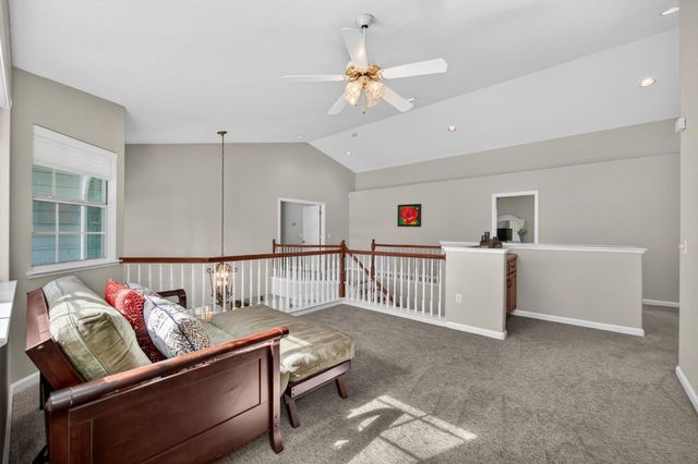 11871 Silver Cliff Way, Gold River, CA 95670