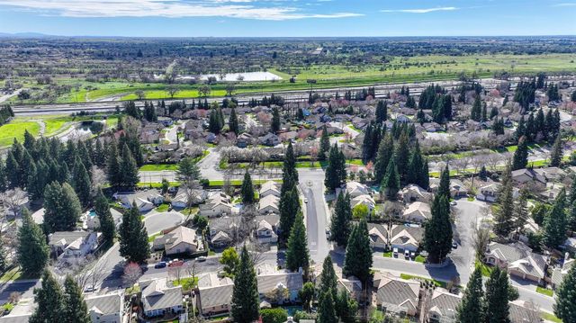 11871 Silver Cliff Way, Gold River, CA 95670