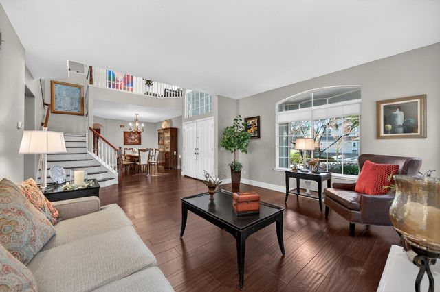 11871 Silver Cliff Way, Gold River, CA 95670