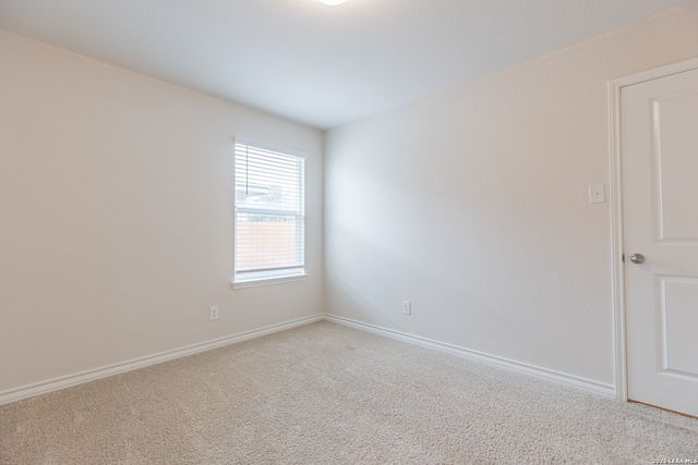 6519 Hoffman Pl, San Antonio, TX 78252