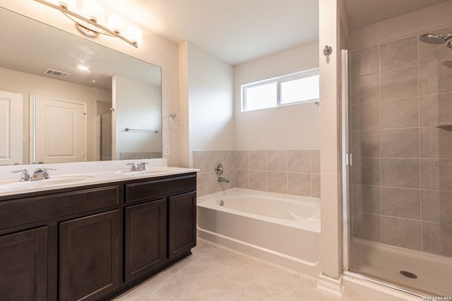 6519 Hoffman Pl, San Antonio, TX 78252