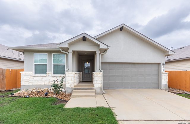 6519 Hoffman Pl, San Antonio, TX 78252