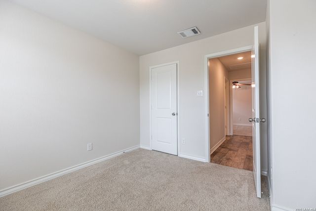 6519 Hoffman Pl, San Antonio, TX 78252