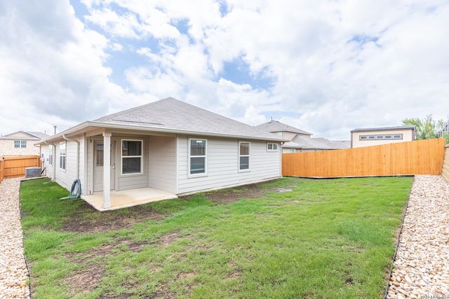 6519 Hoffman Pl, San Antonio, TX 78252