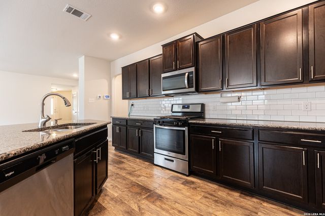 6519 Hoffman Pl, San Antonio, TX 78252