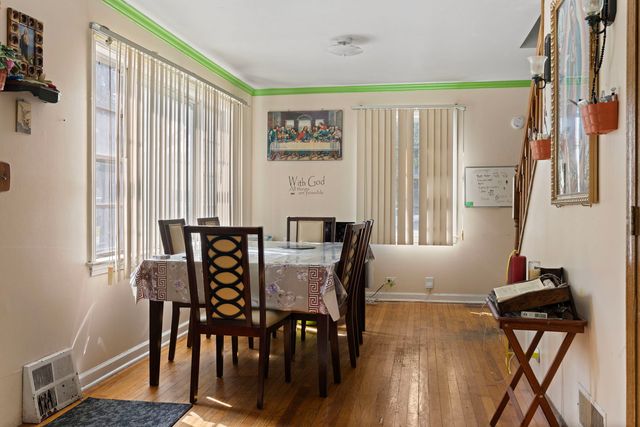 2520 Dora Street, Franklin Park, IL 60131