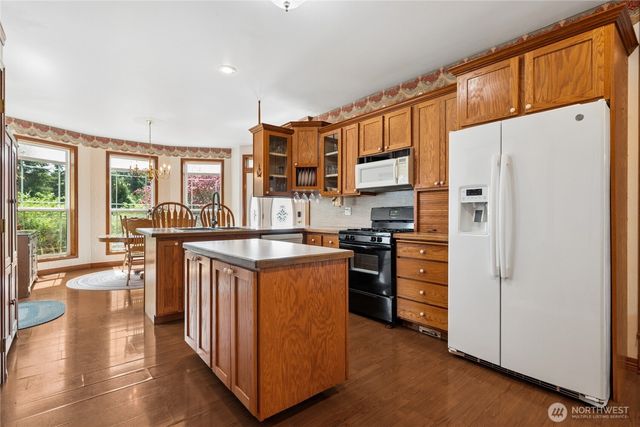 165 Tri Mountain Lane, Centralia, WA 98531
