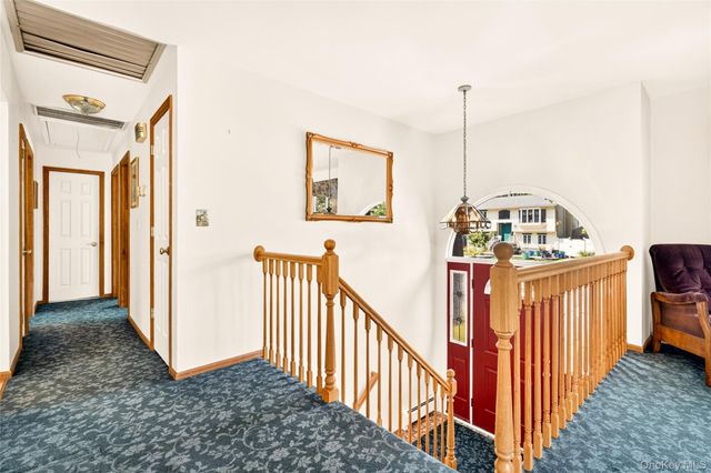 10 Lighthouse Court, Stony Point, NY 10986