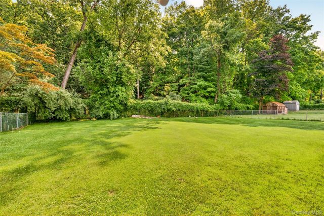 10 Lighthouse Court, Stony Point, NY 10986