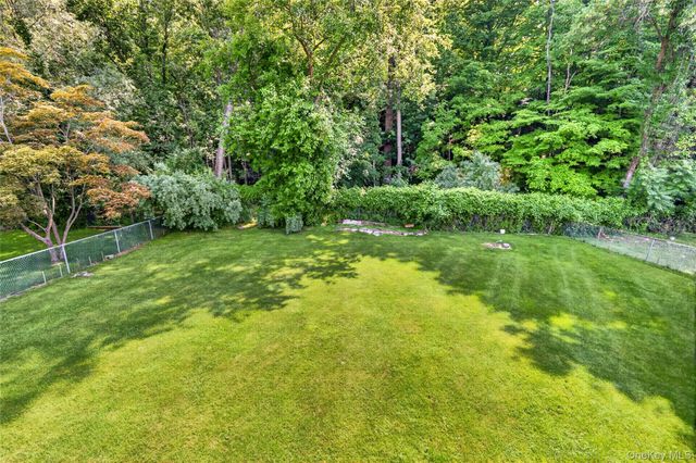 10 Lighthouse Court, Stony Point, NY 10986