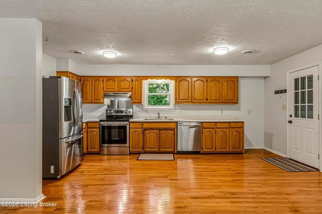 724 Santa Fe Trail, Elizabethtown, KY 42701