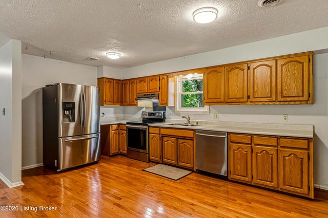 724 Santa Fe Trail, Elizabethtown, KY 42701
