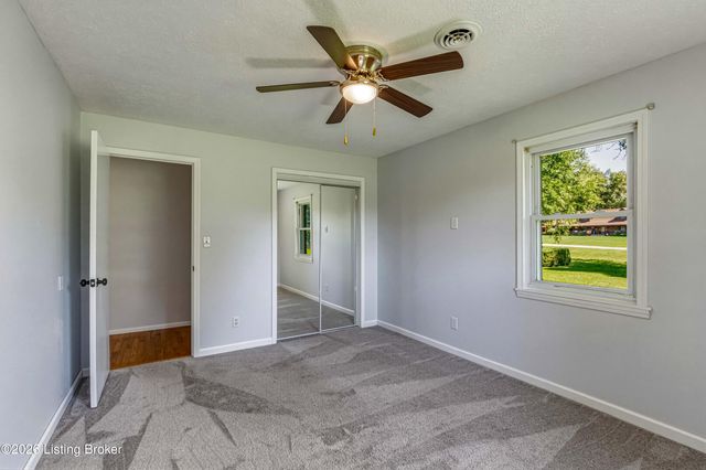 724 Santa Fe Trail, Elizabethtown, KY 42701