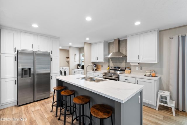 1112 Thrush Court SW, Carolina Shores, NC 28467