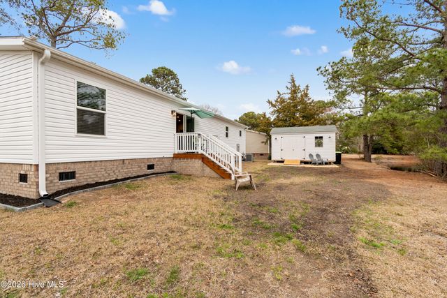 1112 Thrush Court SW, Carolina Shores, NC 28467