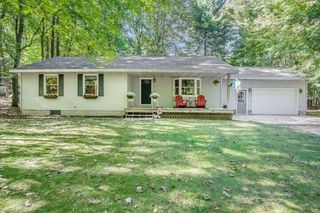 5771 Wintergreen Road, Pentwater Twp, MI 49449