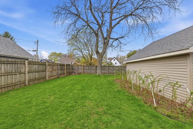 110 Hein AVENUE, Plymouth, WI 53073