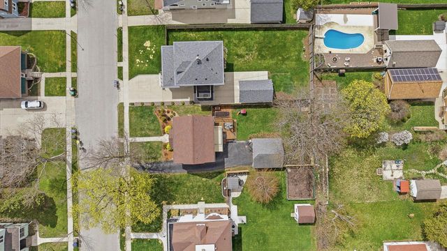 110 Hein AVENUE, Plymouth, WI 53073