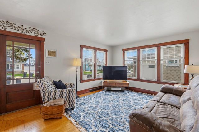 110 Hein AVENUE, Plymouth, WI 53073