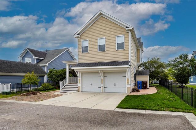 517 Robert Frost RD, Chesapeake, VA 23323