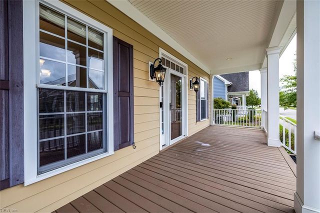 517 Robert Frost RD, Chesapeake, VA 23323