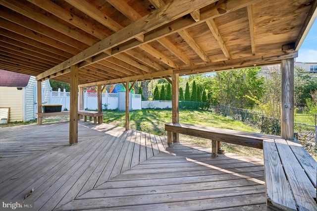 1 VALLEYVIEW CIR, Norristown, PA 19401