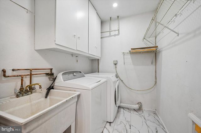 1 VALLEYVIEW CIR, Norristown, PA 19401