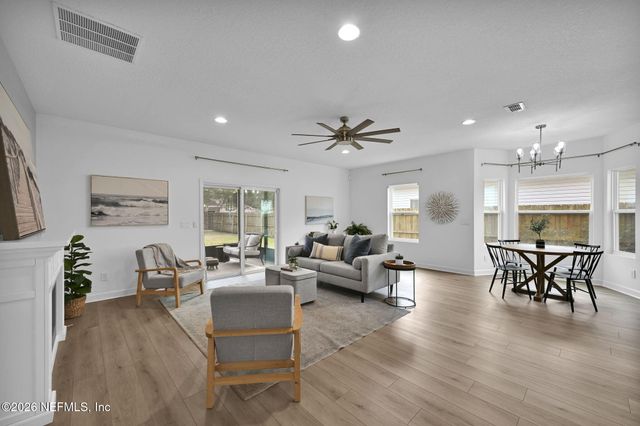 15833 CANOE CREEK Drive, Jacksonville, FL 32218