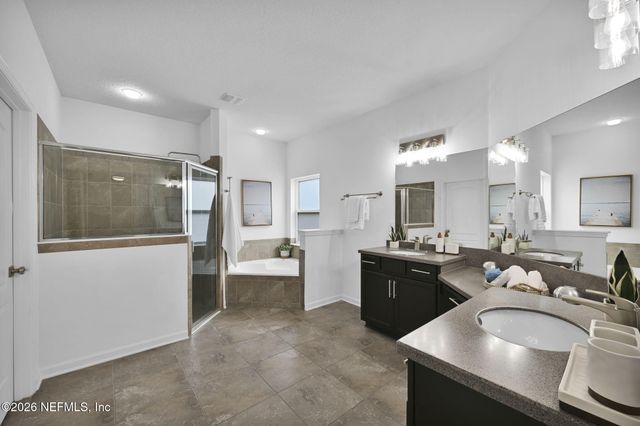 15833 CANOE CREEK Drive, Jacksonville, FL 32218