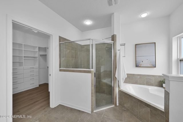 15833 CANOE CREEK Drive, Jacksonville, FL 32218