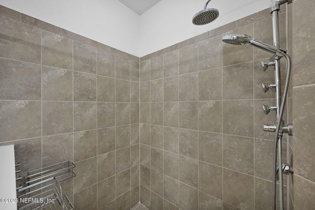 15833 CANOE CREEK Drive, Jacksonville, FL 32218