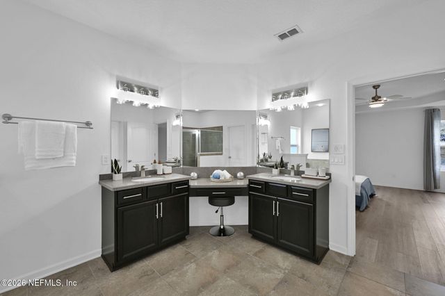 15833 CANOE CREEK Drive, Jacksonville, FL 32218