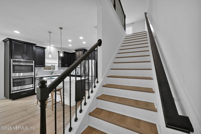 15833 CANOE CREEK Drive, Jacksonville, FL 32218