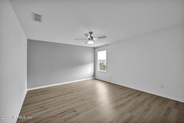 15833 CANOE CREEK Drive, Jacksonville, FL 32218