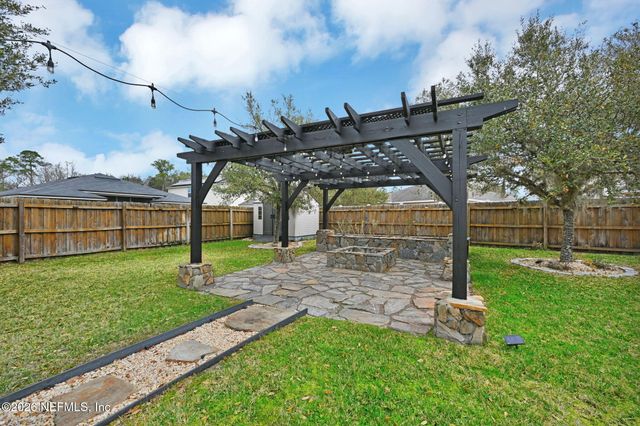 15833 CANOE CREEK Drive, Jacksonville, FL 32218