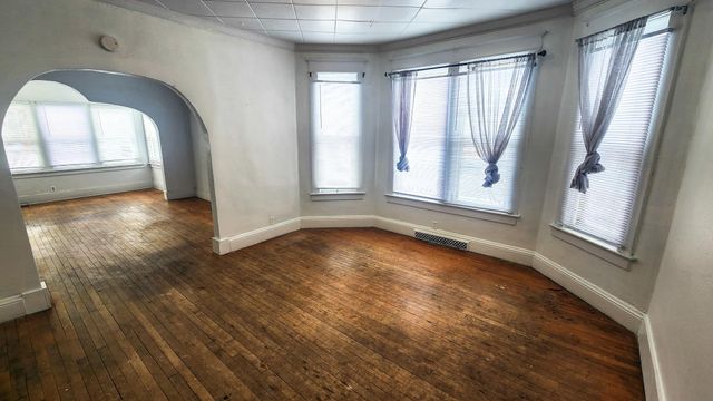 1045 10 Street N, Fargo, ND 58102