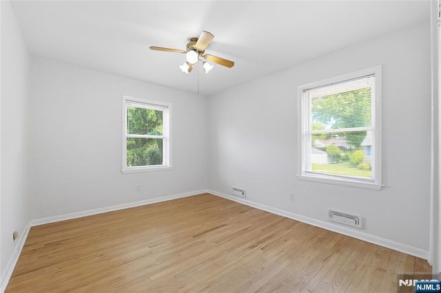 164 Gordon Court, Oradell, NJ 07649