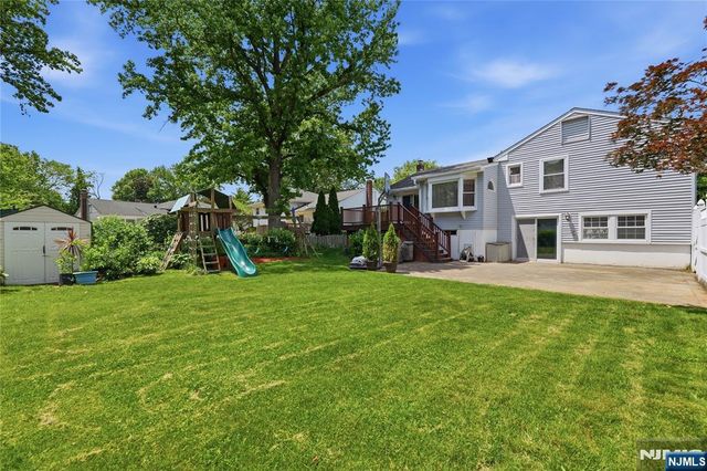 164 Gordon Court, Oradell, NJ 07649