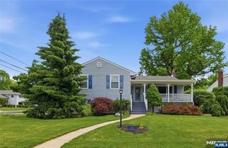 164 Gordon Court, Oradell, NJ 07649