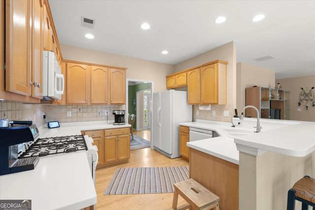 2041 Double Creek Drive, Powder Springs, GA 30127