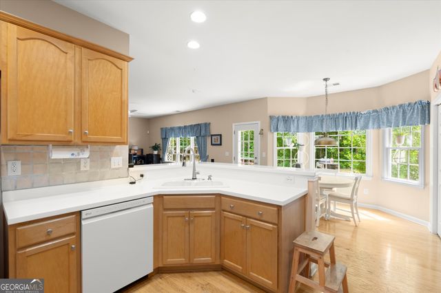 2041 Double Creek Drive, Powder Springs, GA 30127